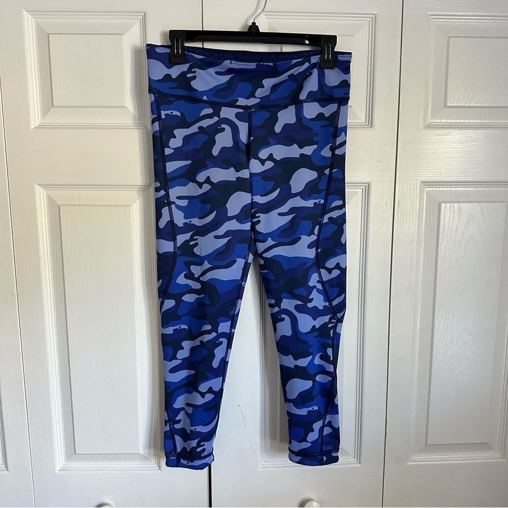 Vineyard Vines Womens Large Performance Reversible Leggings Blue Camo Whale Yoga